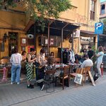 Cafe Stellar (İstanbul, Kadikoy, Rasimpaşa Mah., Uzun Hafız Sok., 103A), cafe
