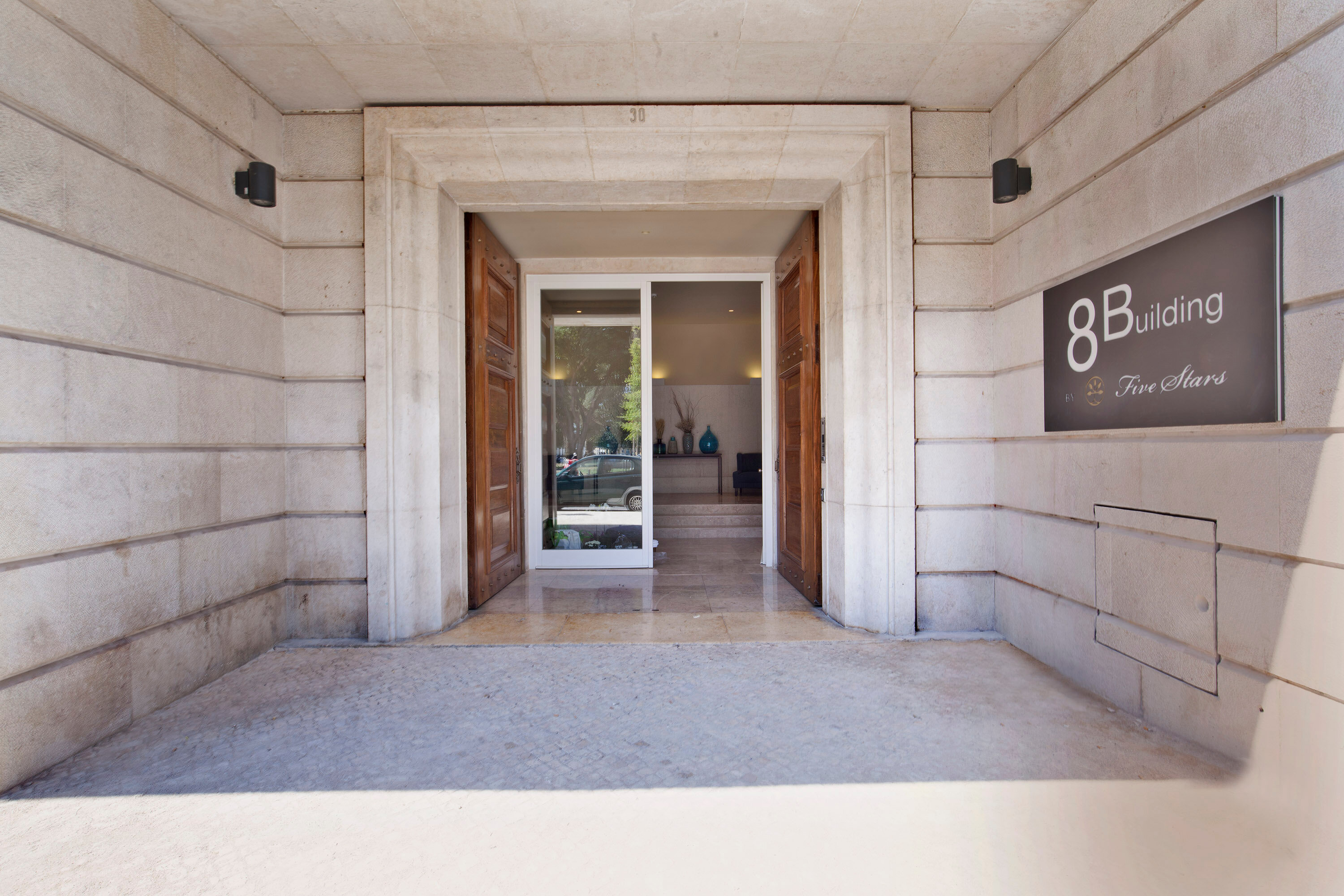 Фото Lisbon Five Stars Apartments 8 Building