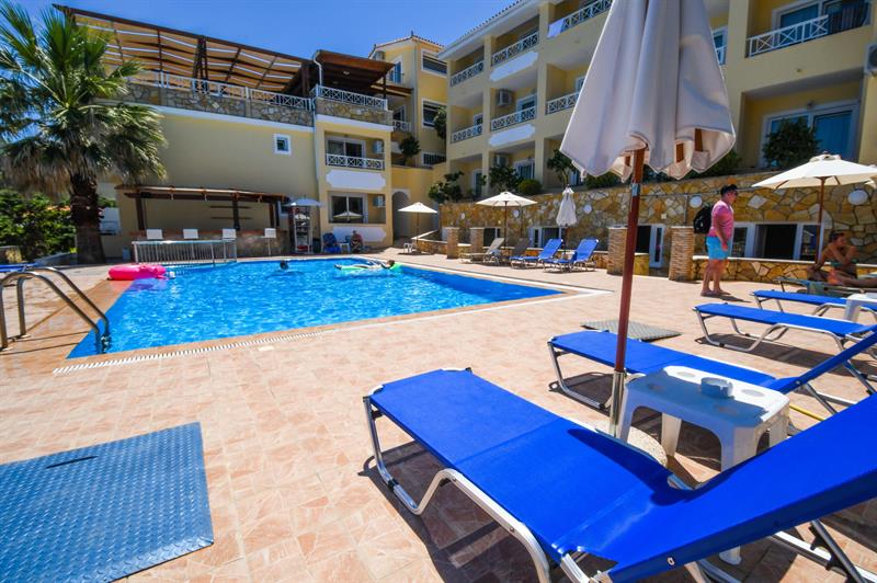 Фото Nefeli Beach Hotel