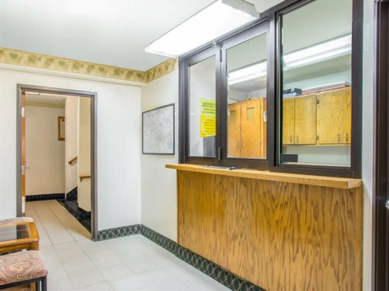 Фото Super 8 by Wyndham Richmond/Broad Street