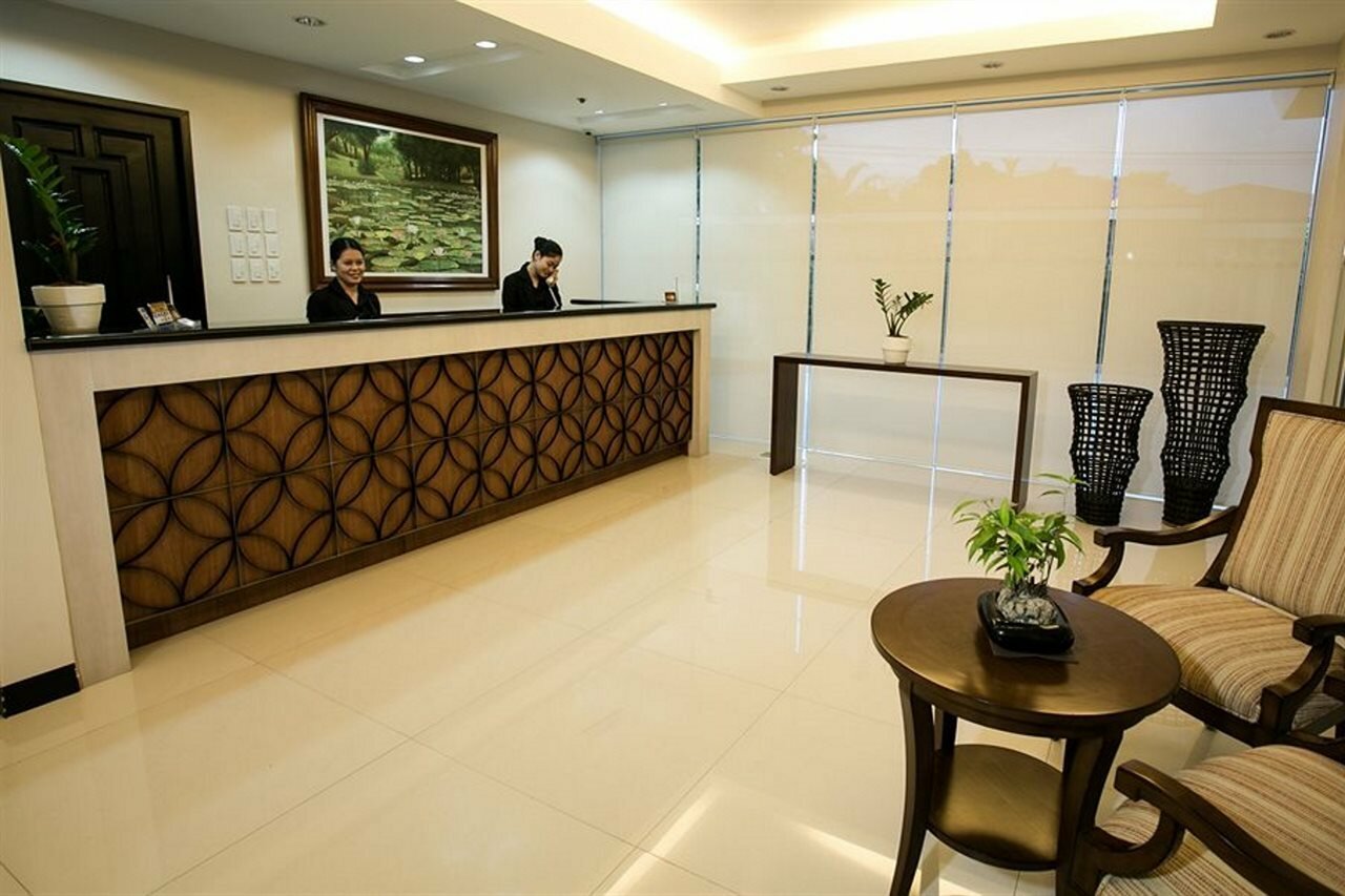 Фото Main Hotel & Suites