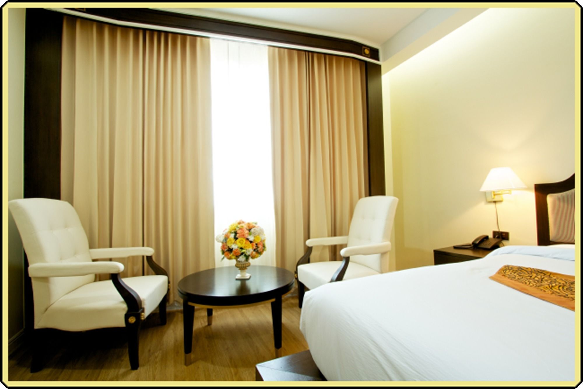 Фото Wangchan Riverview Hotel