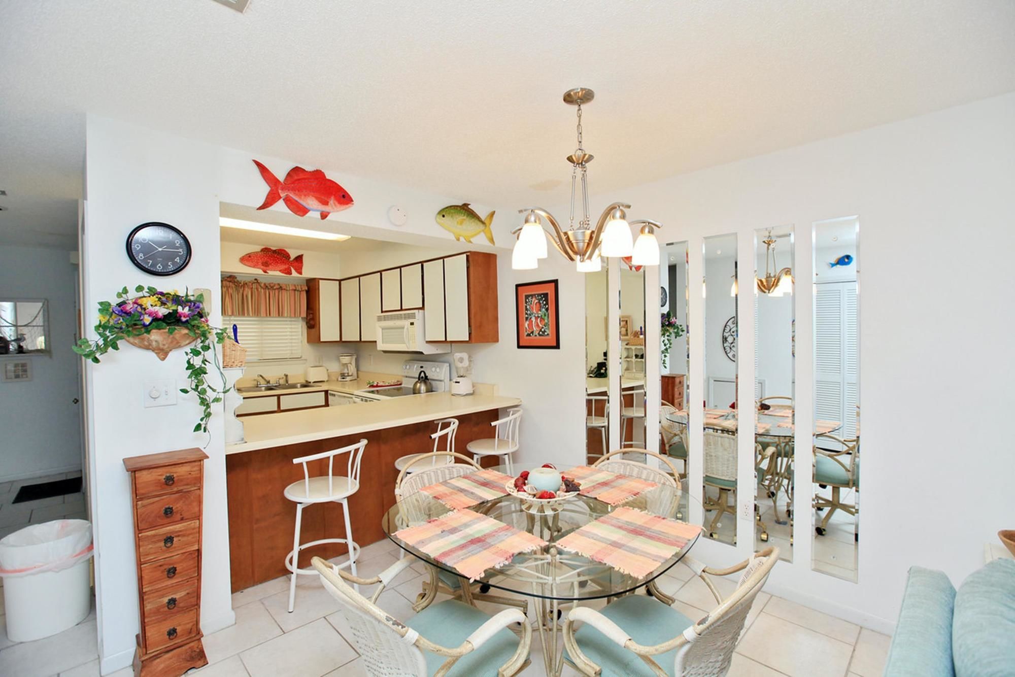 Фото Portside Resort by Panhandle Getaways