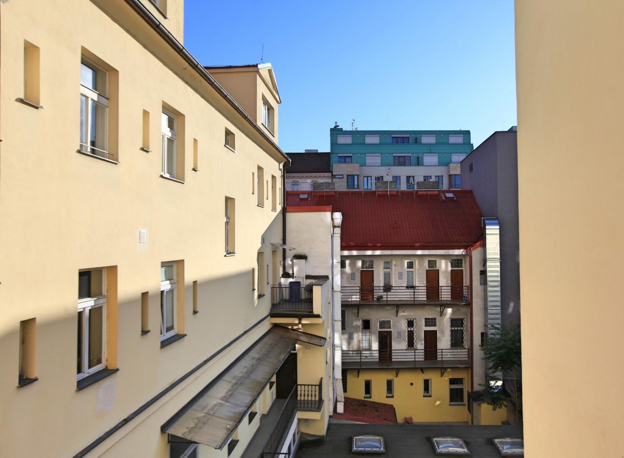 Фото Angel City Apartments