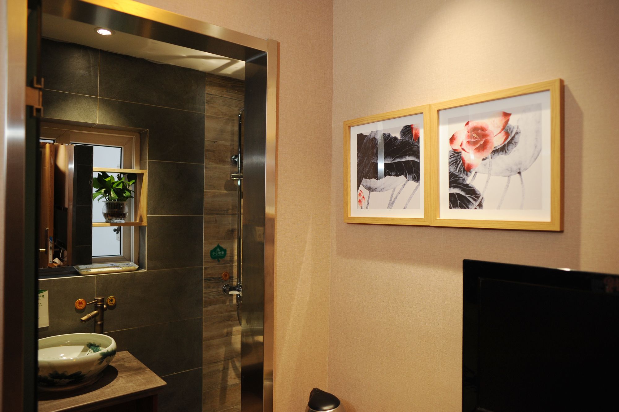 Фото Hangzhou Banmufangtang Boutique Inn