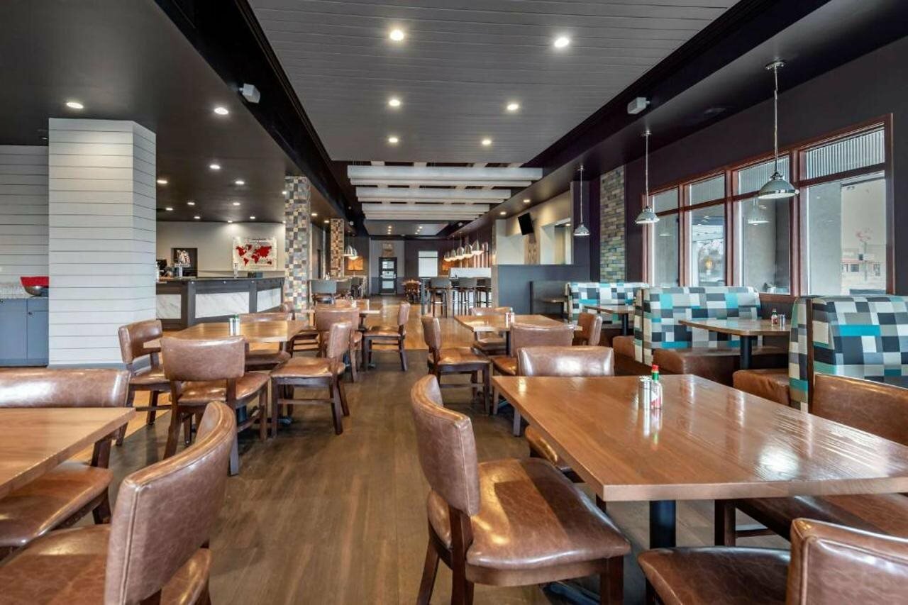 Фото Best Western Premier Denver East