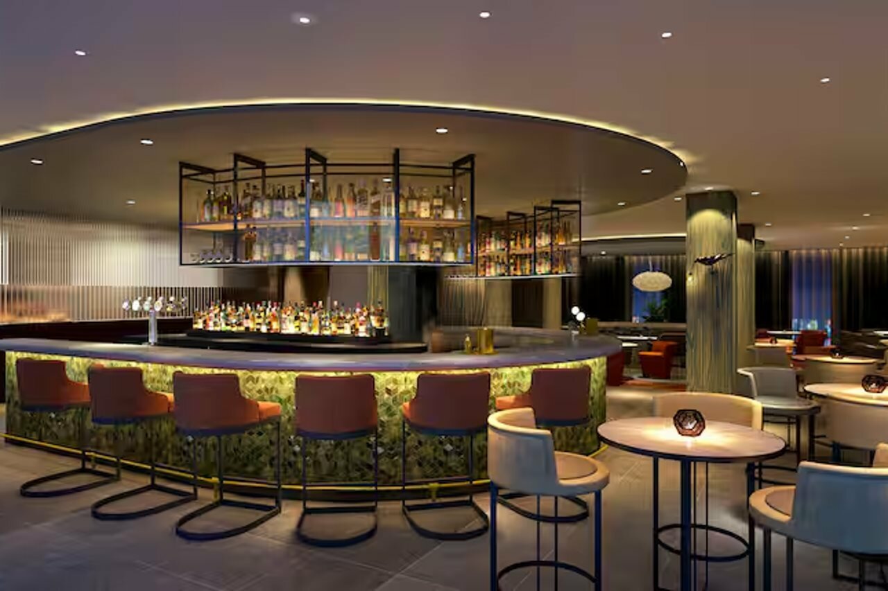 Фото Hilton Woking