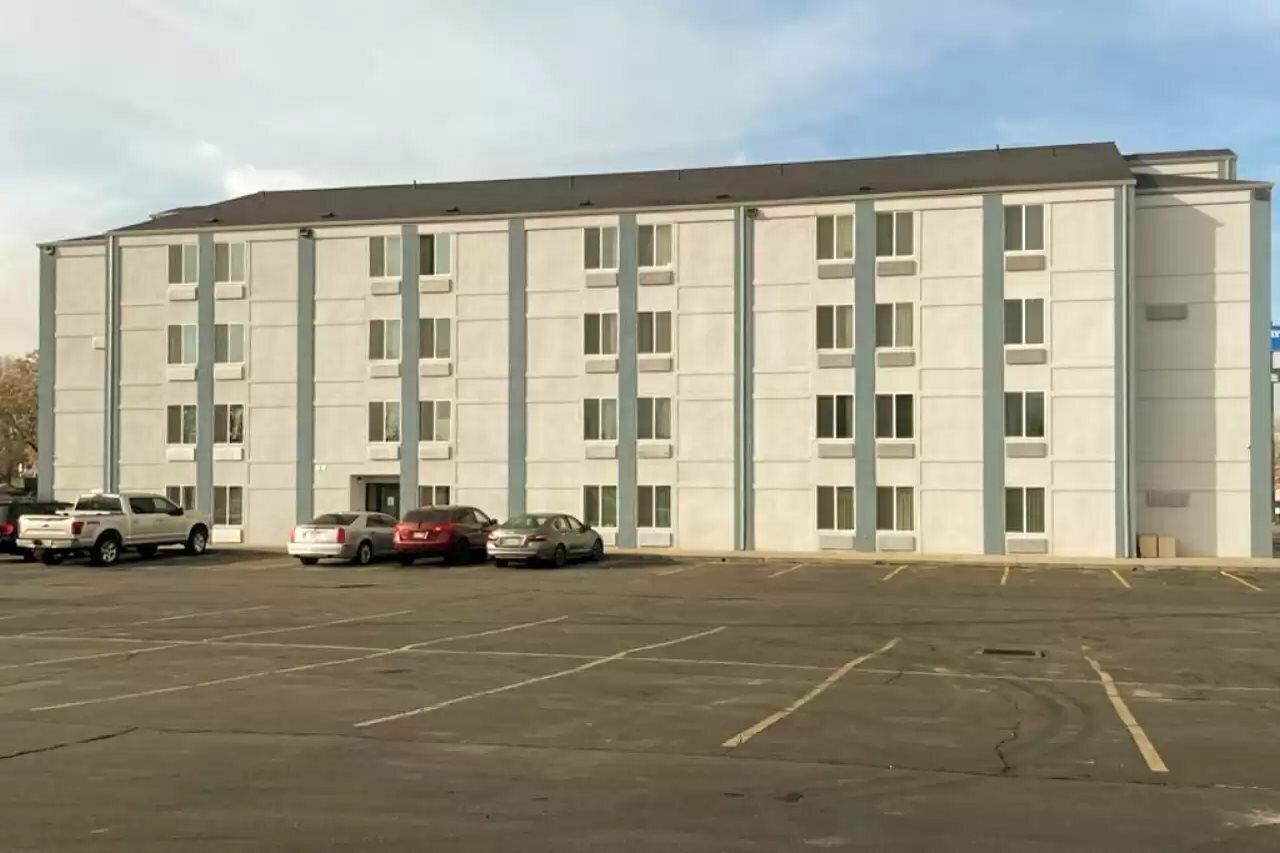 Фото Ramada by Wyndham Salt Lake City