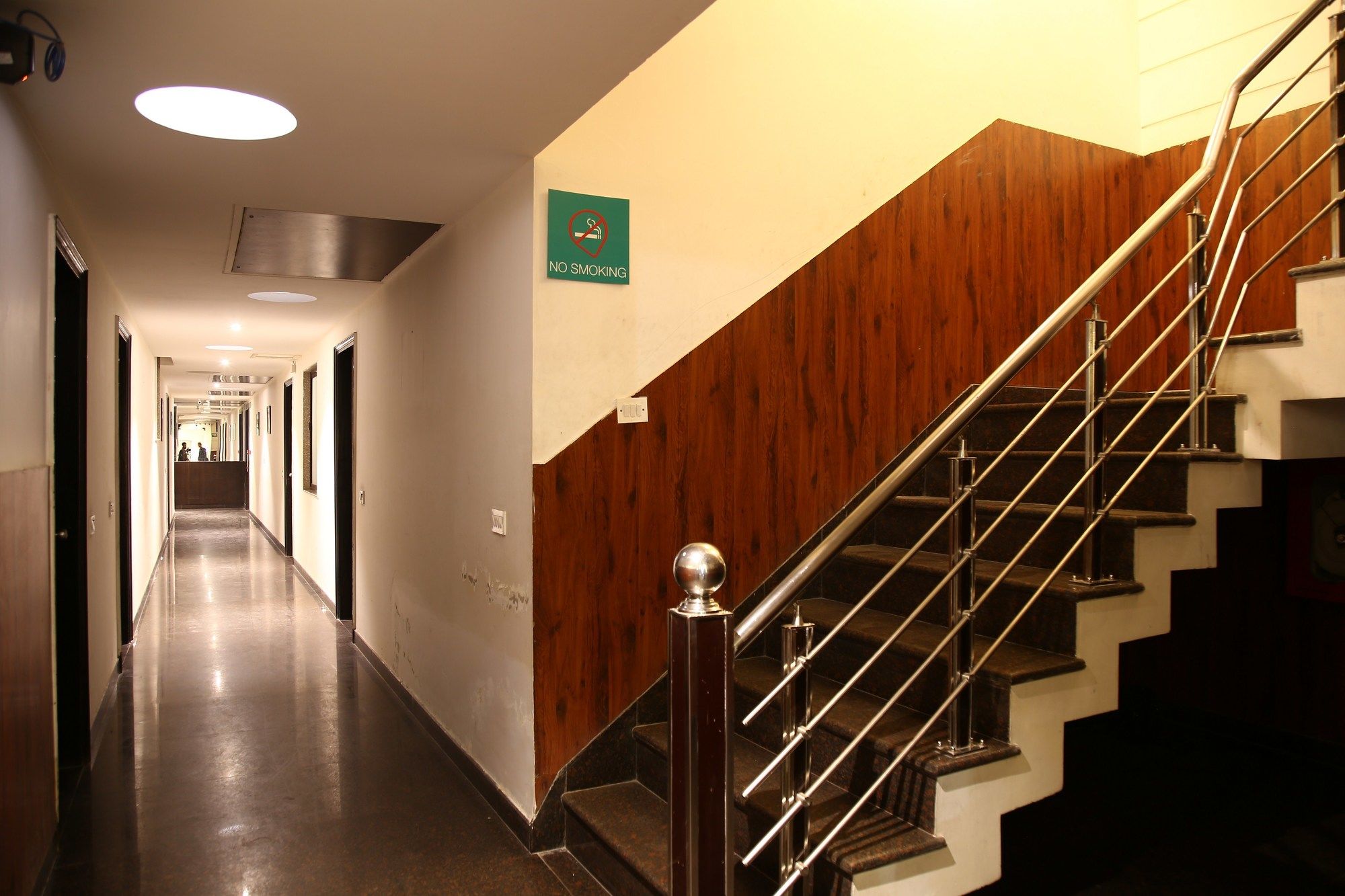 Фото FabHotel Transit Delhi Airport