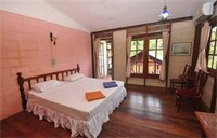 Фото Uphill Cottage