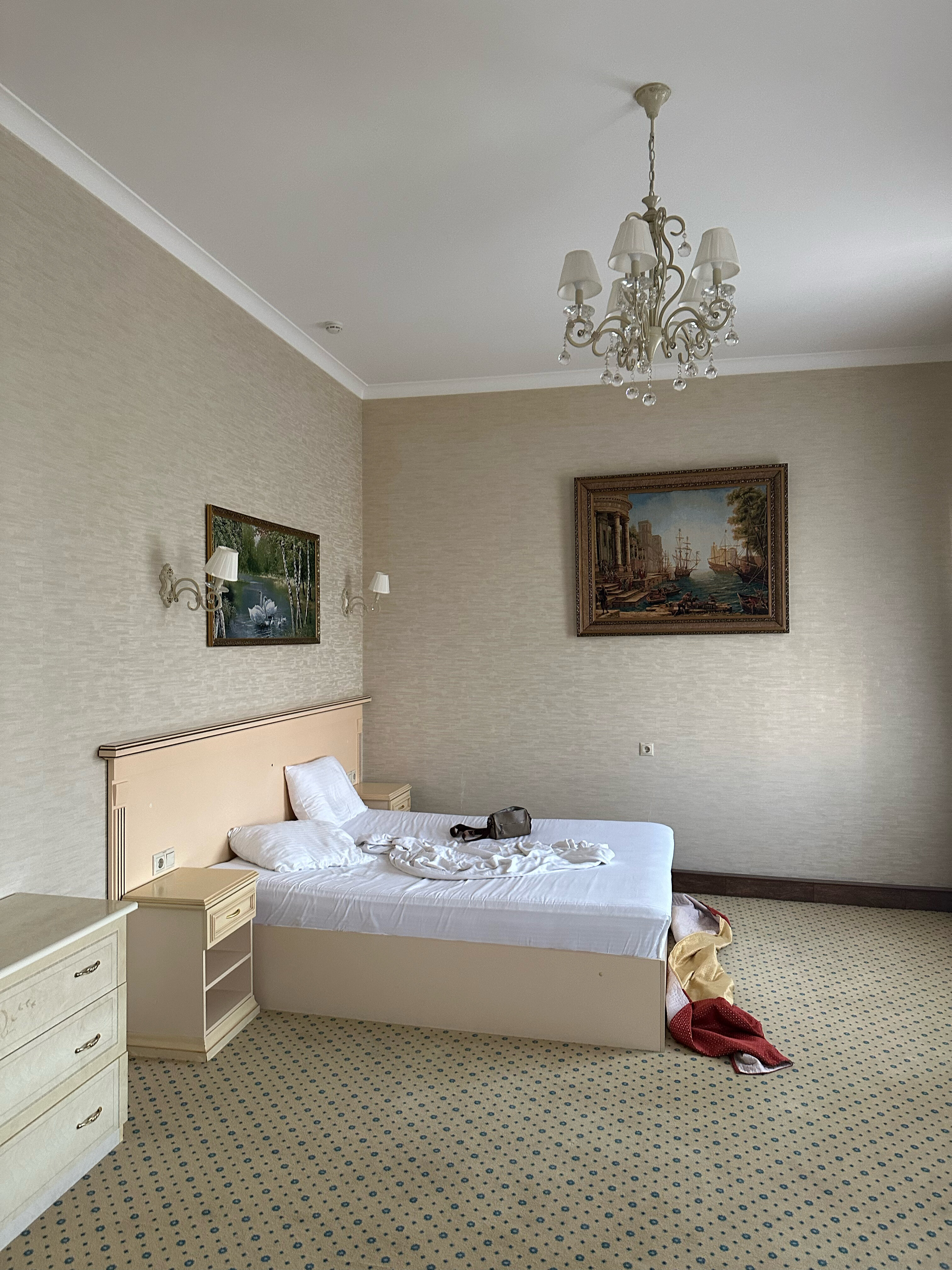 Фото Резидент