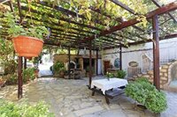 Фото Follow The Sun