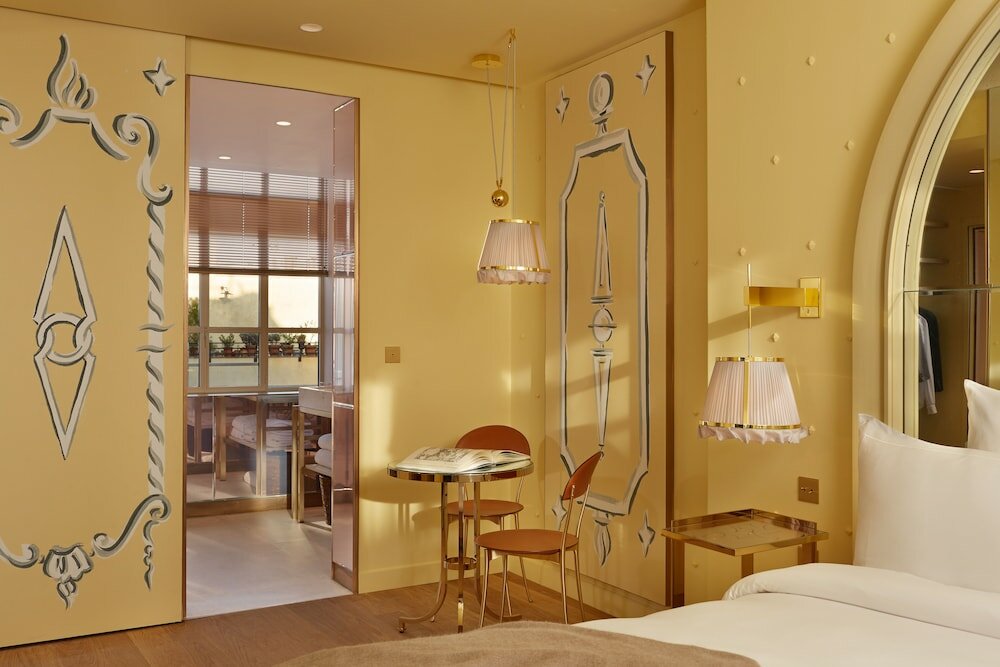 Фото 9Confidentiel