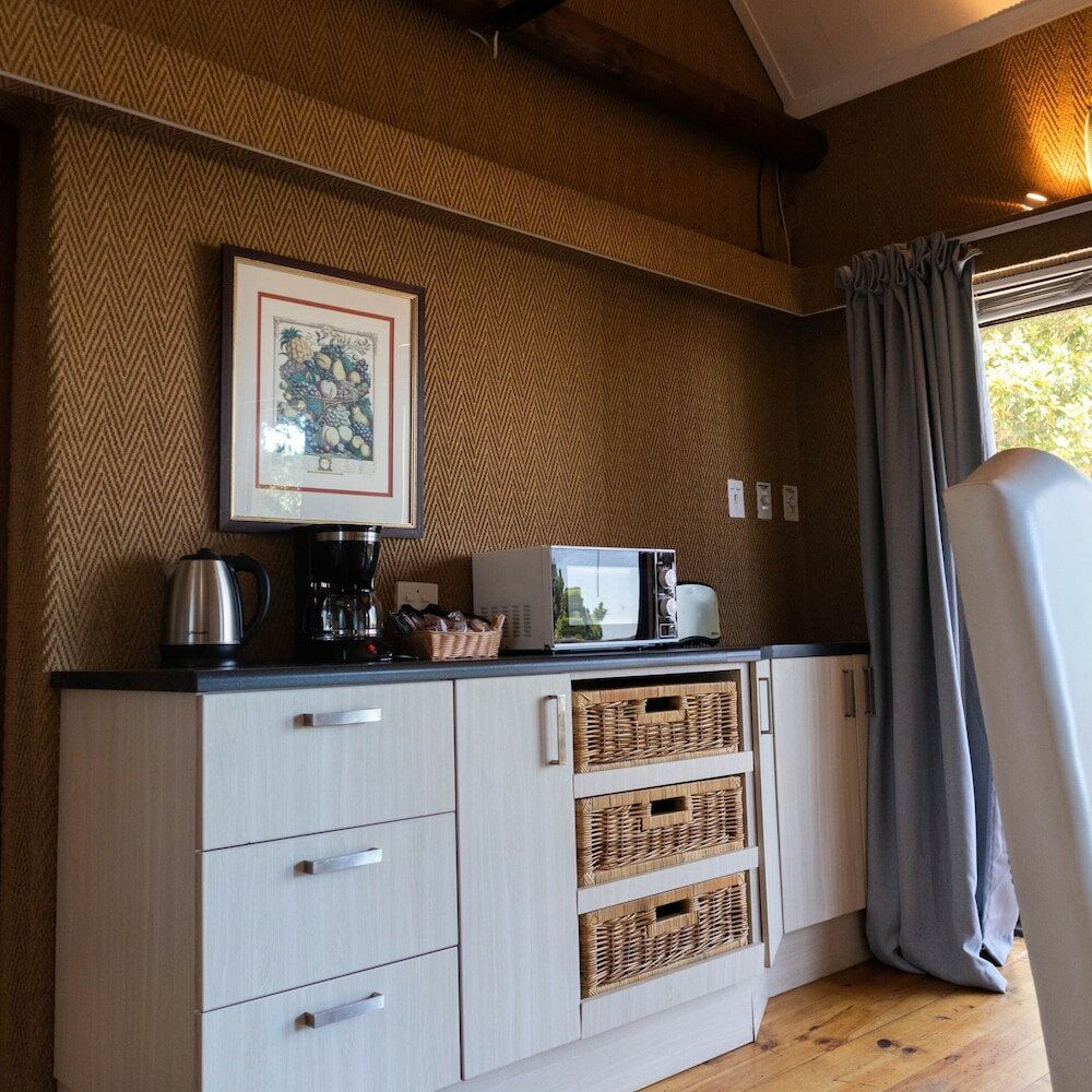 Фото Winelands Villa Guesthouse