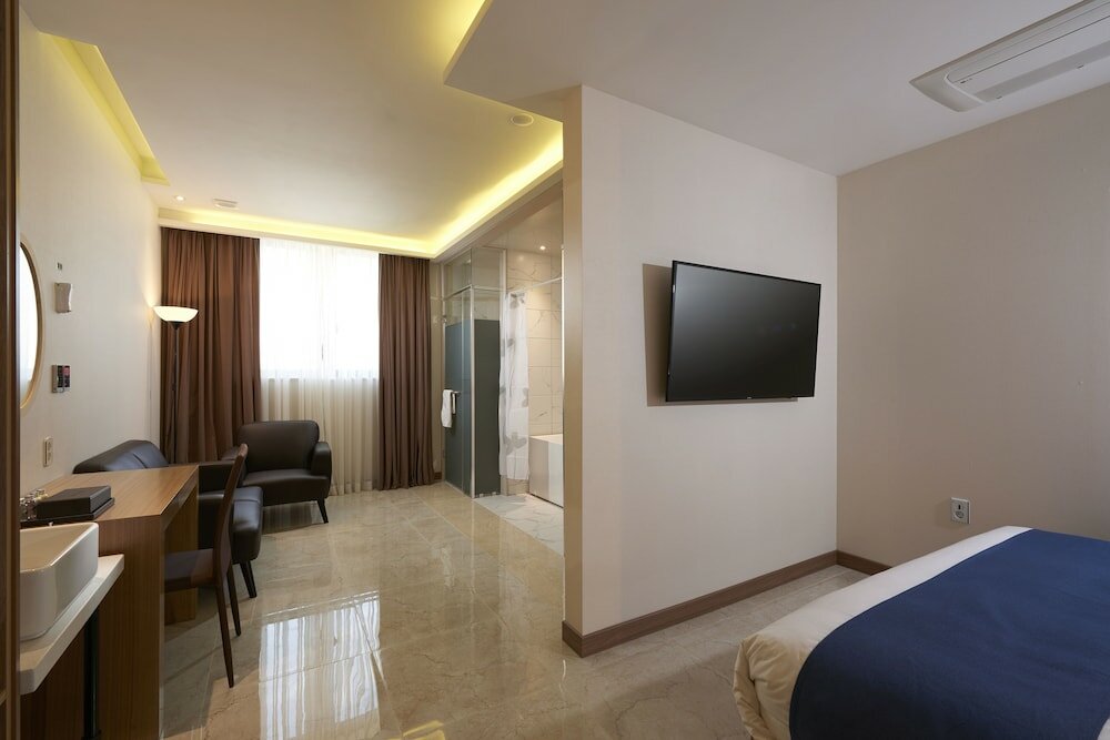 Фото Benikea Yangsan Hotel