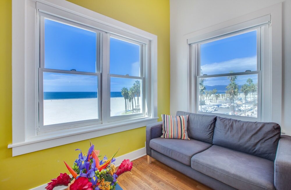 Фото Venice Suites