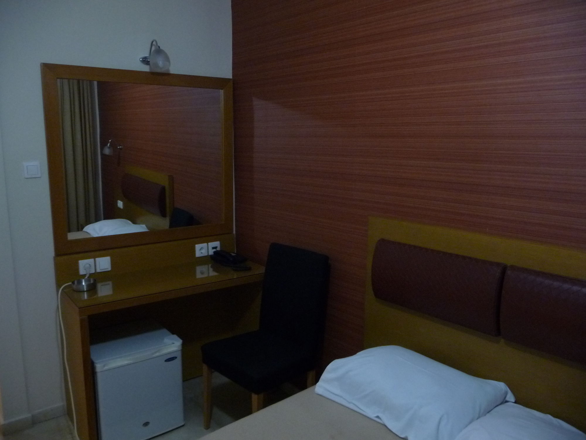 Фото Hotel Flisvos