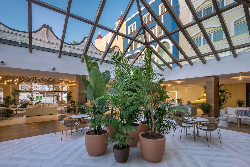 Фото Mediterráneo Bay Hotel & Resort