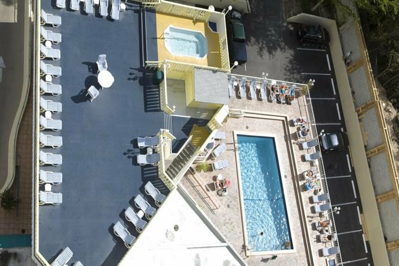 Фото Fort Lauderdale Beach Resort by Vacatia