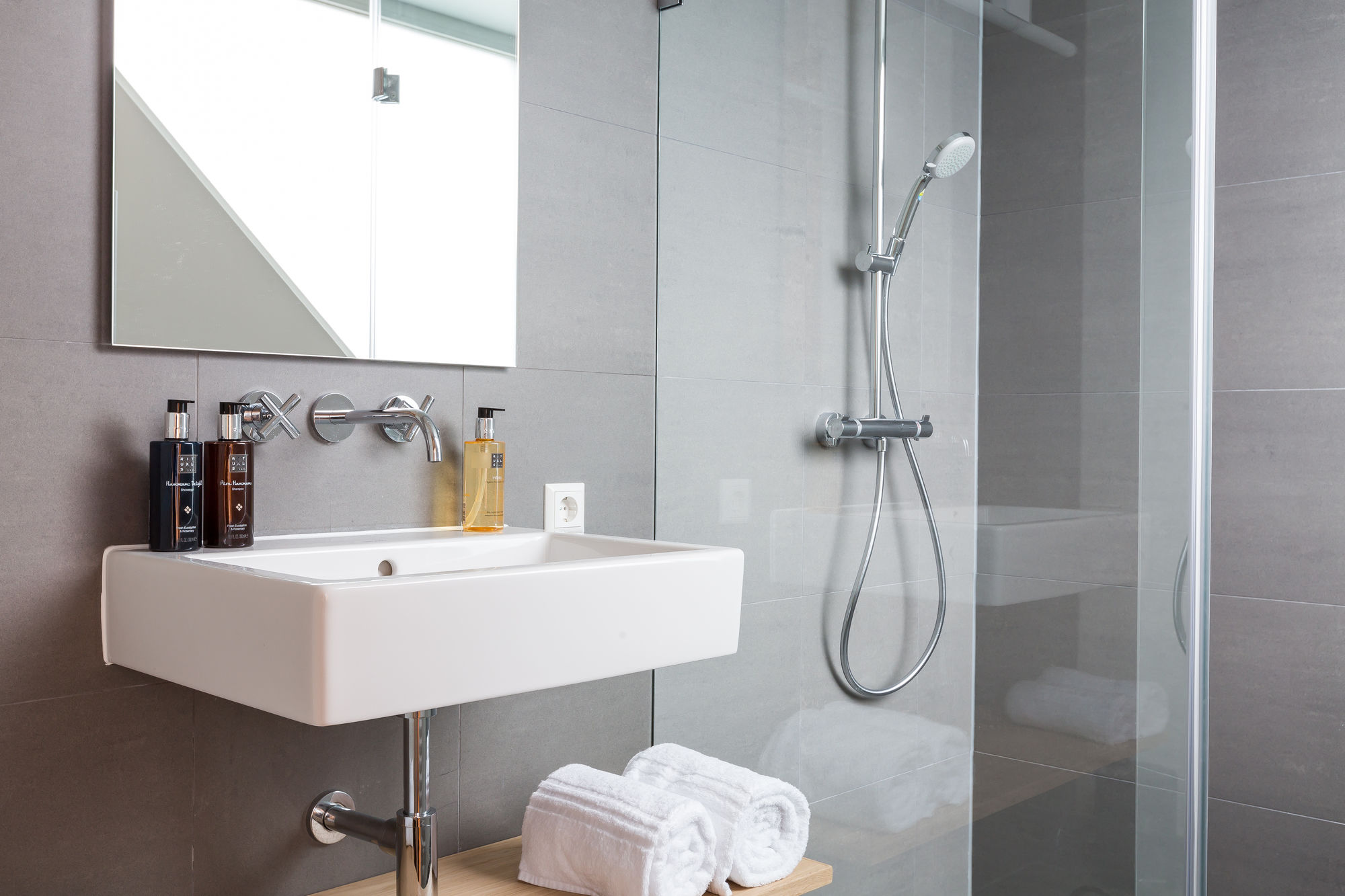 Фото Little Grand