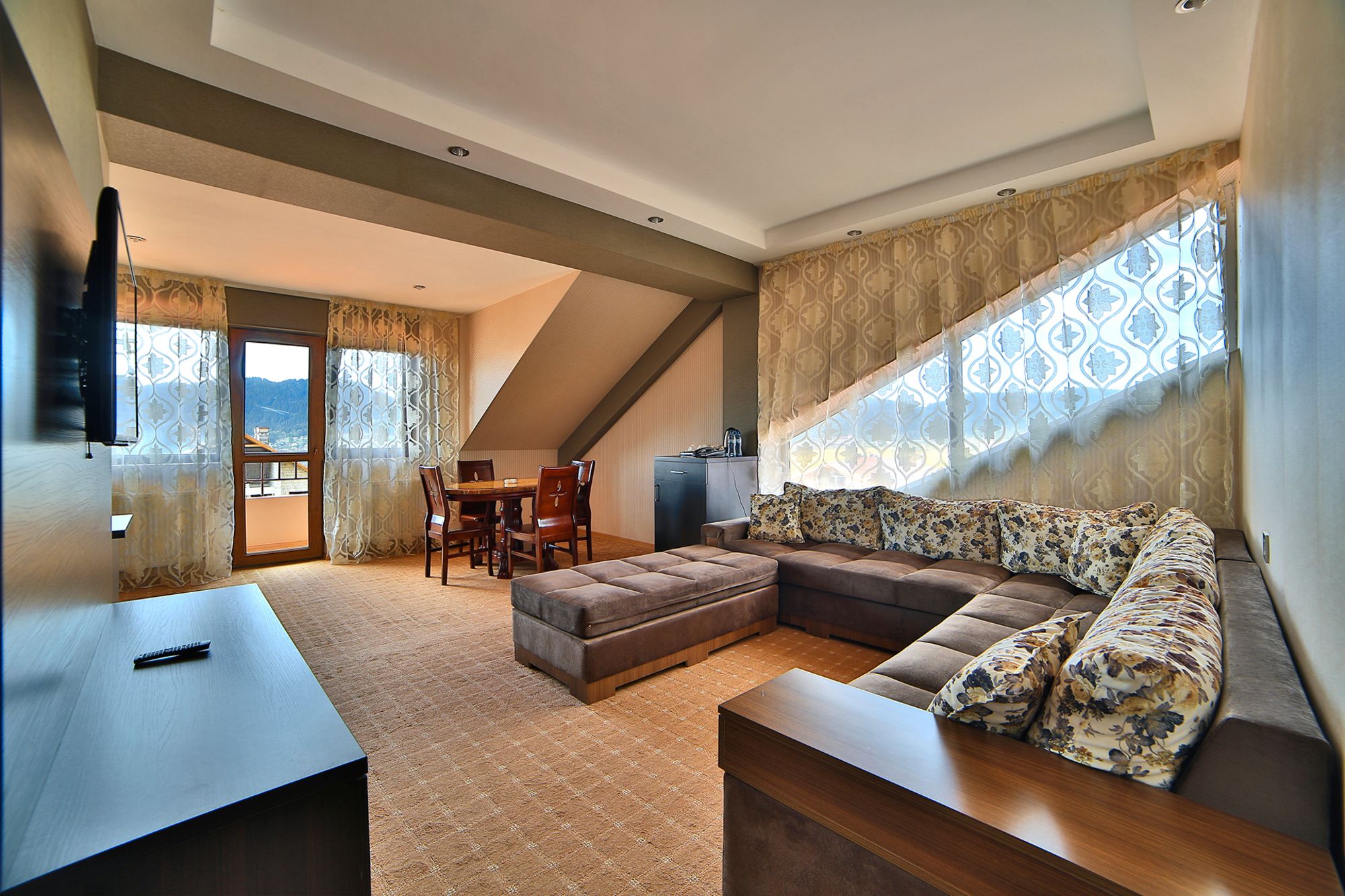 Фото Hotel Snow Plaza