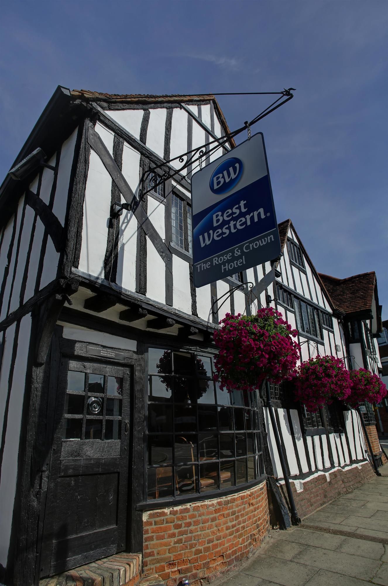 Фото Best Western The Rose & Crown Hotel