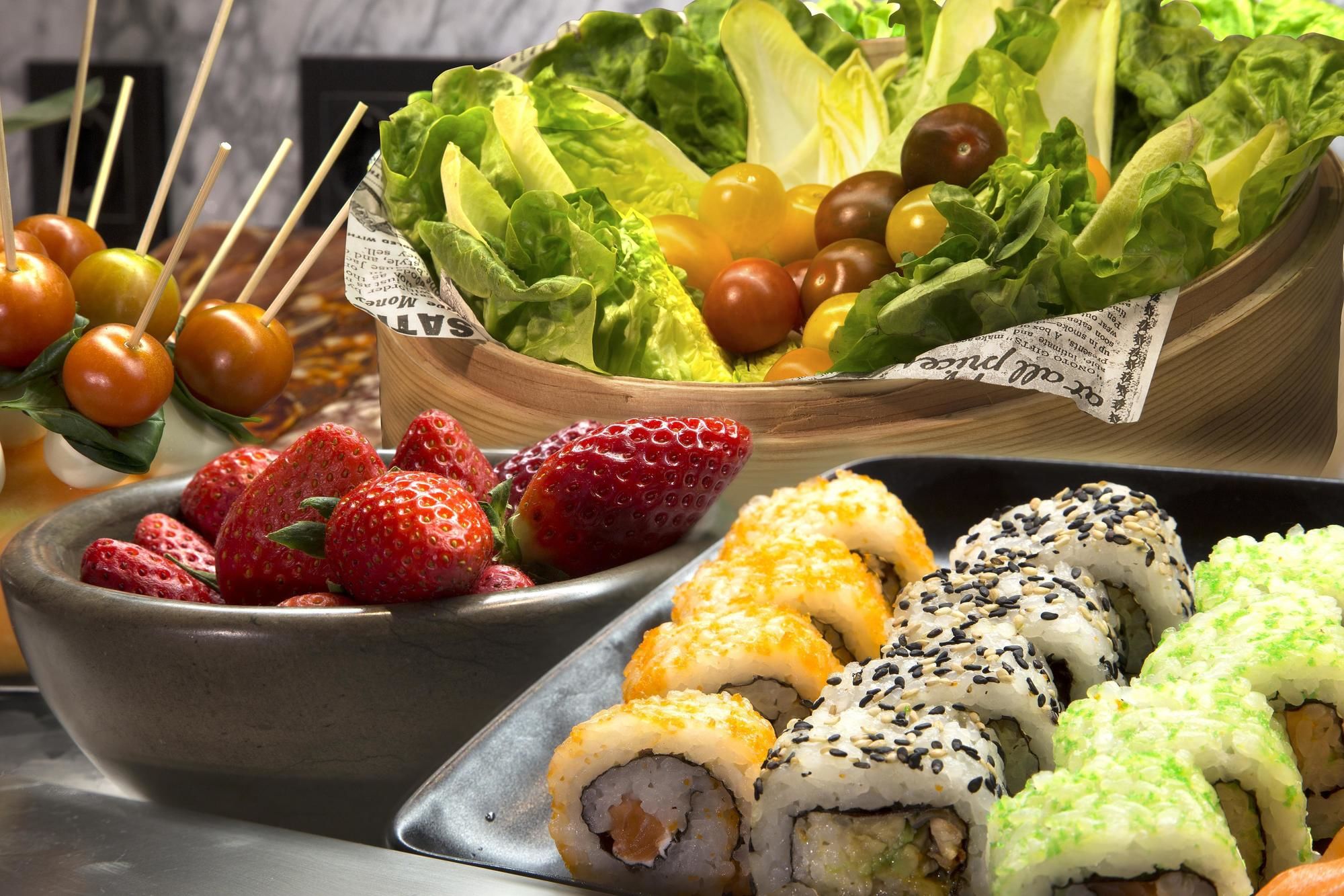 Фото DoubleTree by Hilton Madrid - Prado