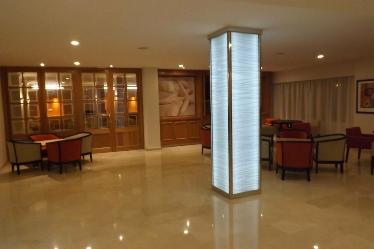 Фото Hotel Metropolitan Playa