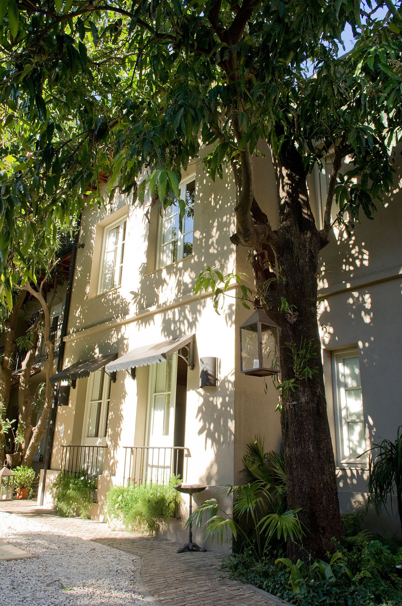 Фото La Alondra Casa De Huéspedes