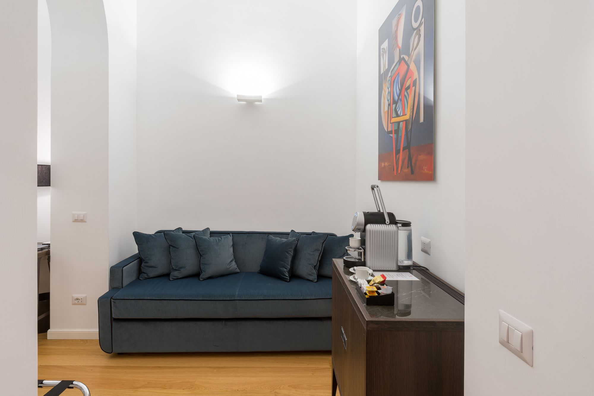 Фото Les Diamants Spanish Steps Suite