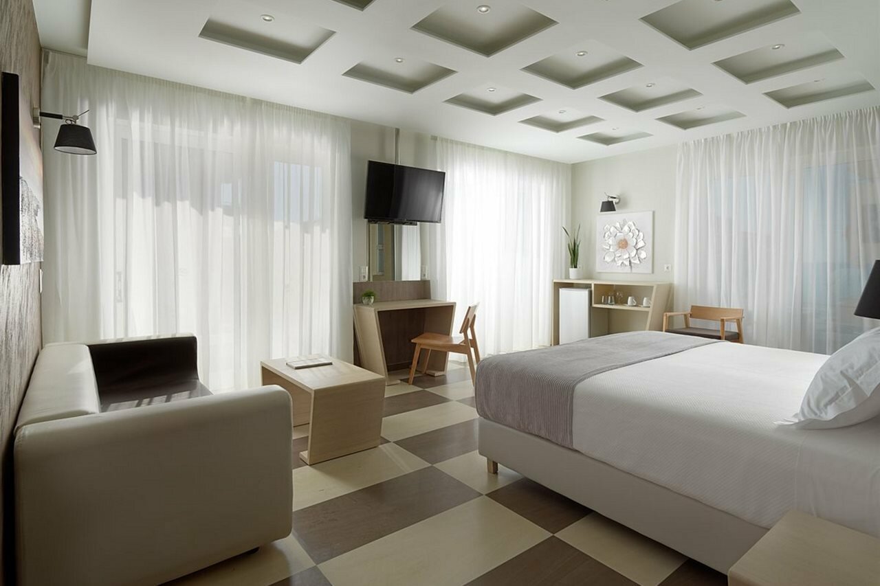 Фото 37956914982