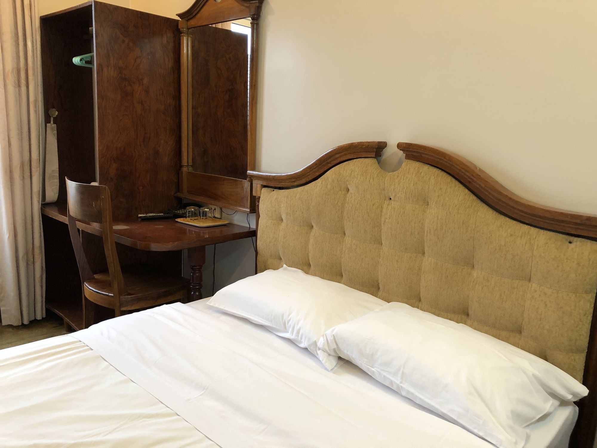 Фото Dreams Hotel