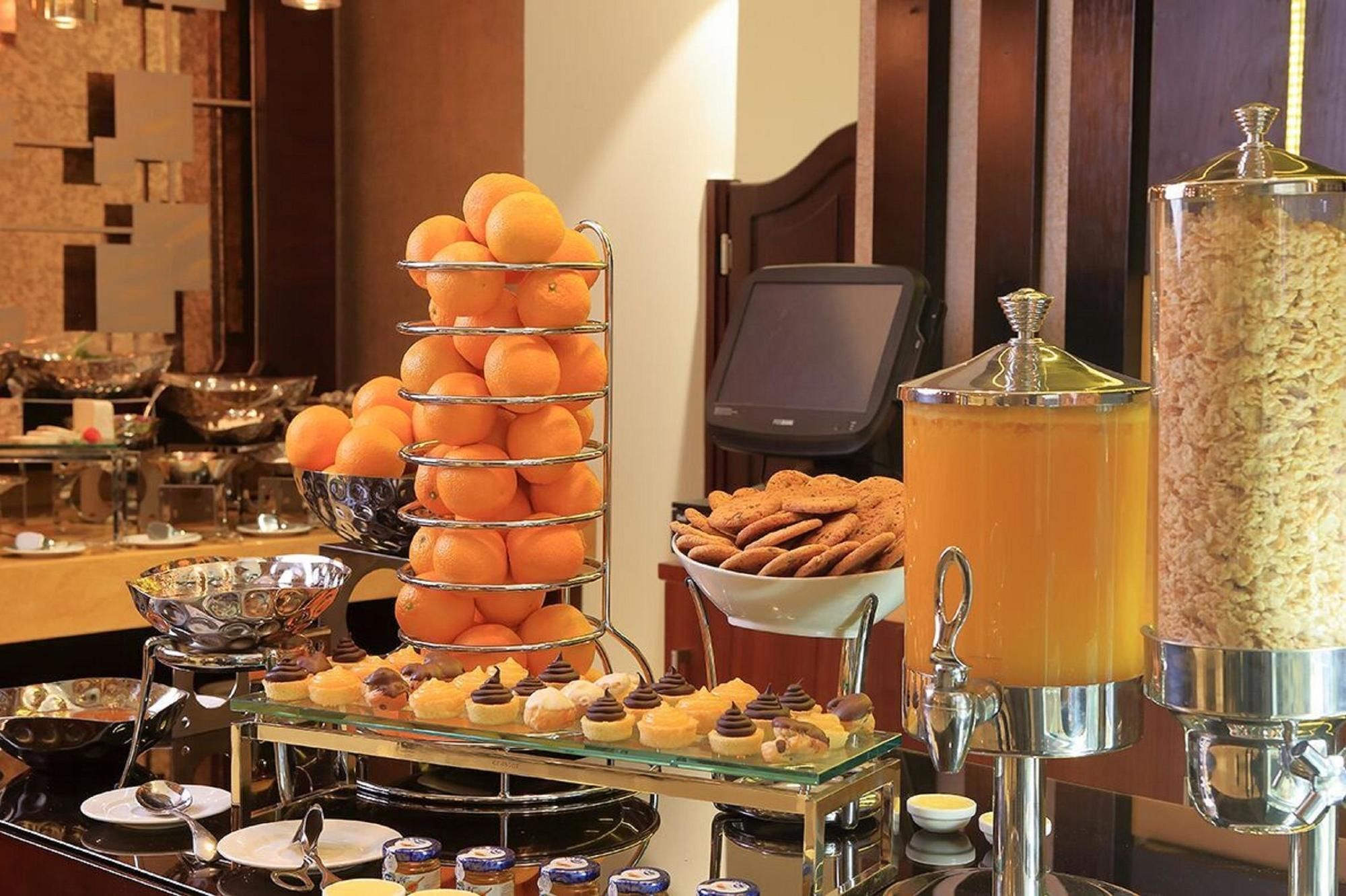 Фото Best Western Plus Fursan Hotel