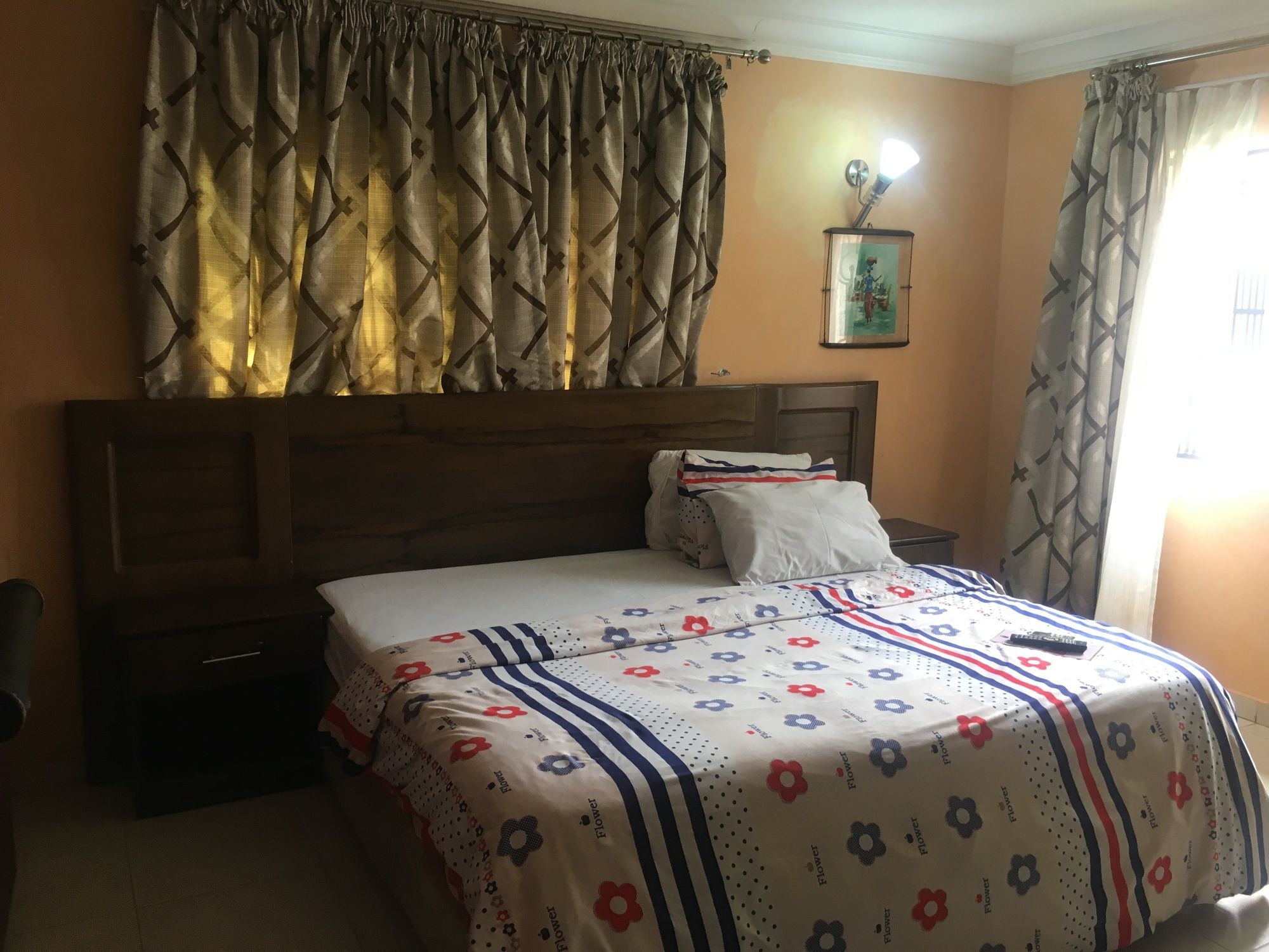 Фото Hymax Grace Hotel and Suites