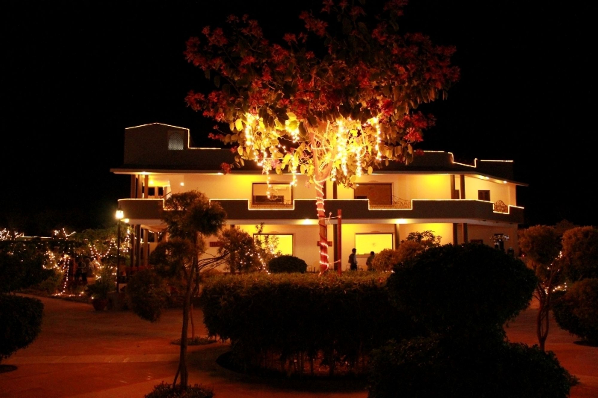 Фото Mulberry Araliayas Resort & SPA