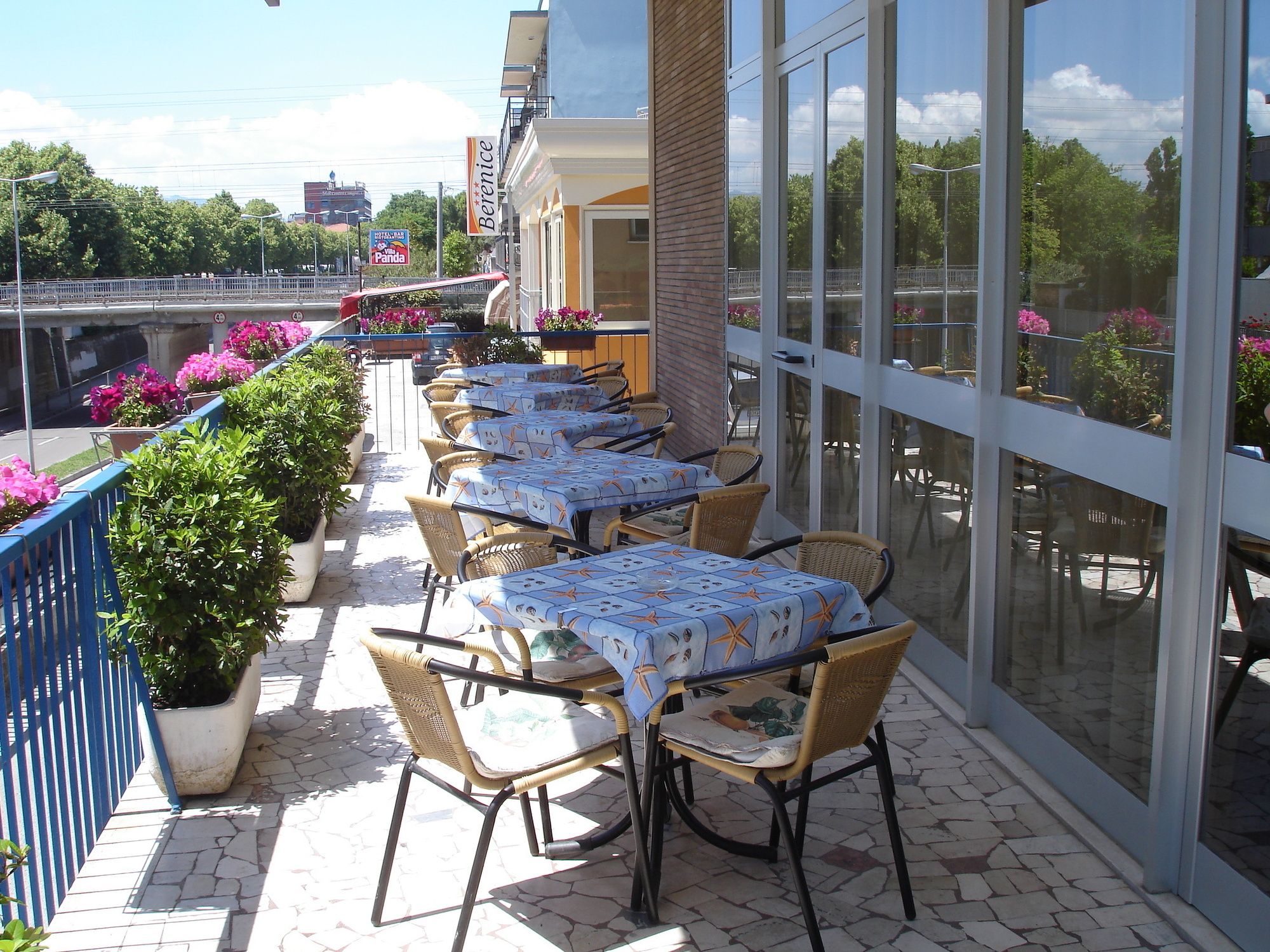 Фото Hotel Madrid