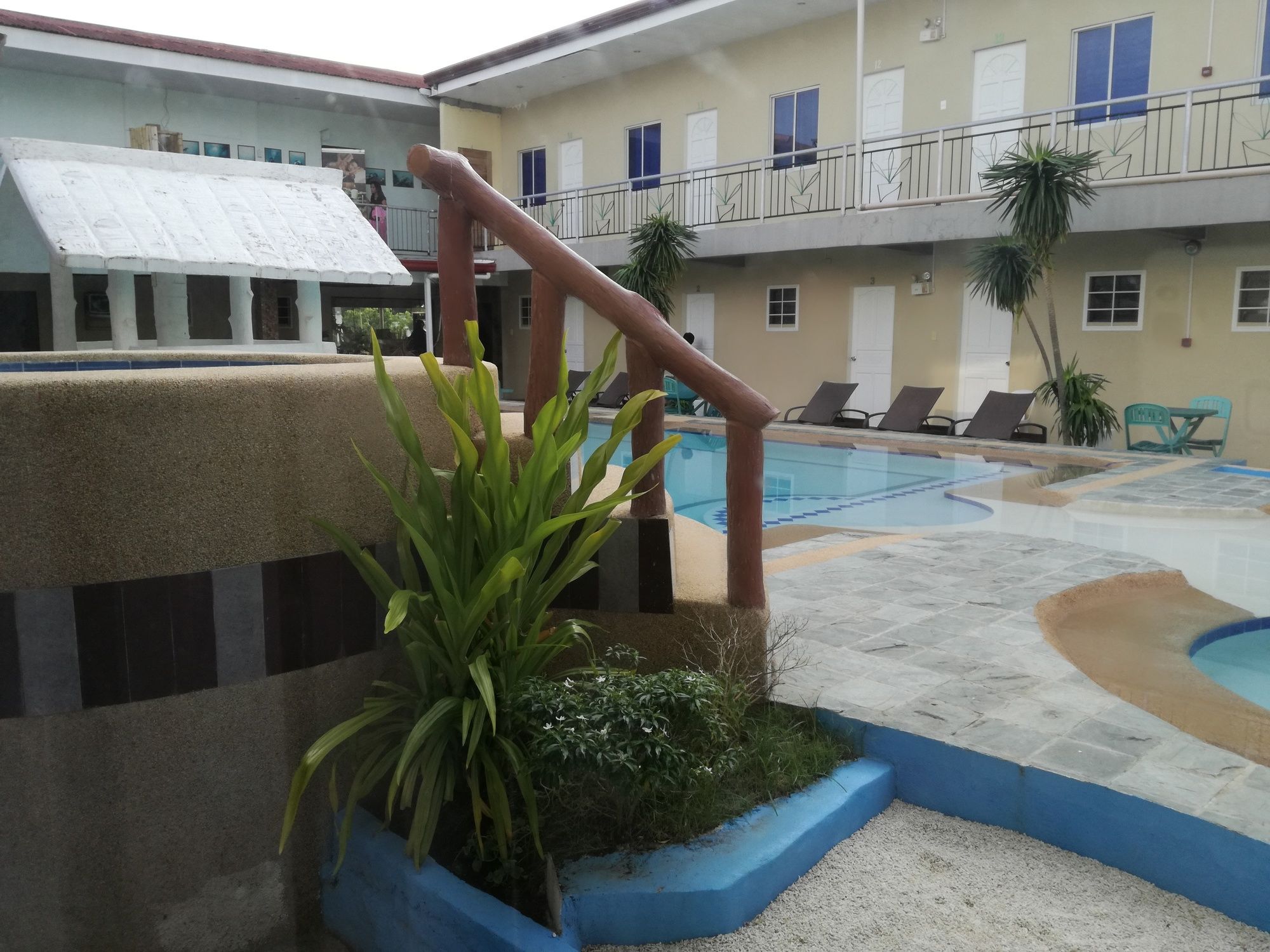 Фото Oyo 725 Richdel Resort Hotel