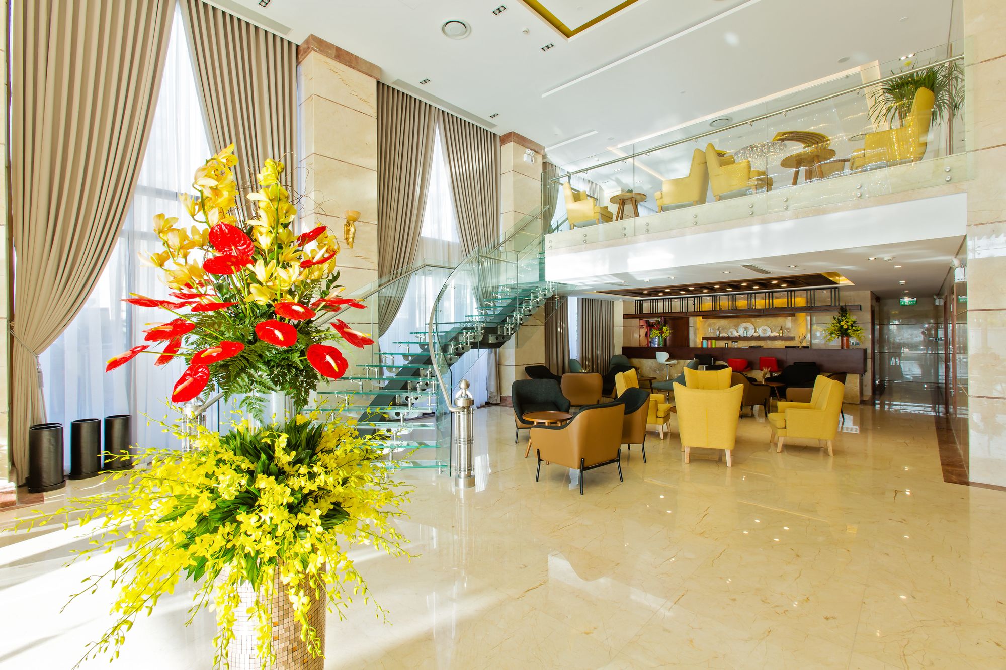 Фото Mandila Beach Hotel DaNang