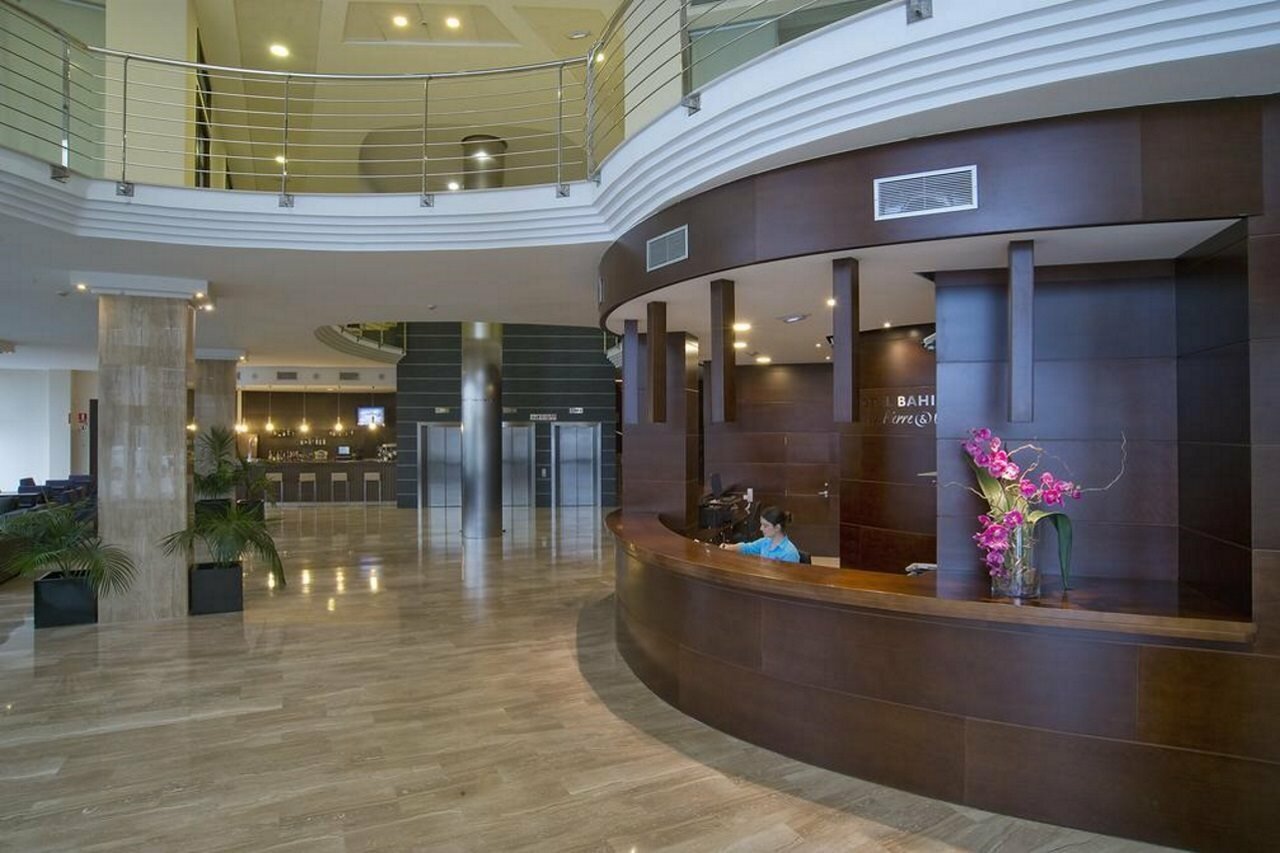 Фото Hotel Bahía Calpe by Pierre & Vacances