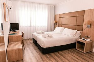 Гостиница Virgen de los Reyes