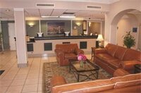 Фото La Quinta Inn by Wyndham Lynnwood