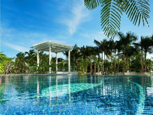 Гостиница Four Points by Sheraton Hainan, Sanya в Санье
