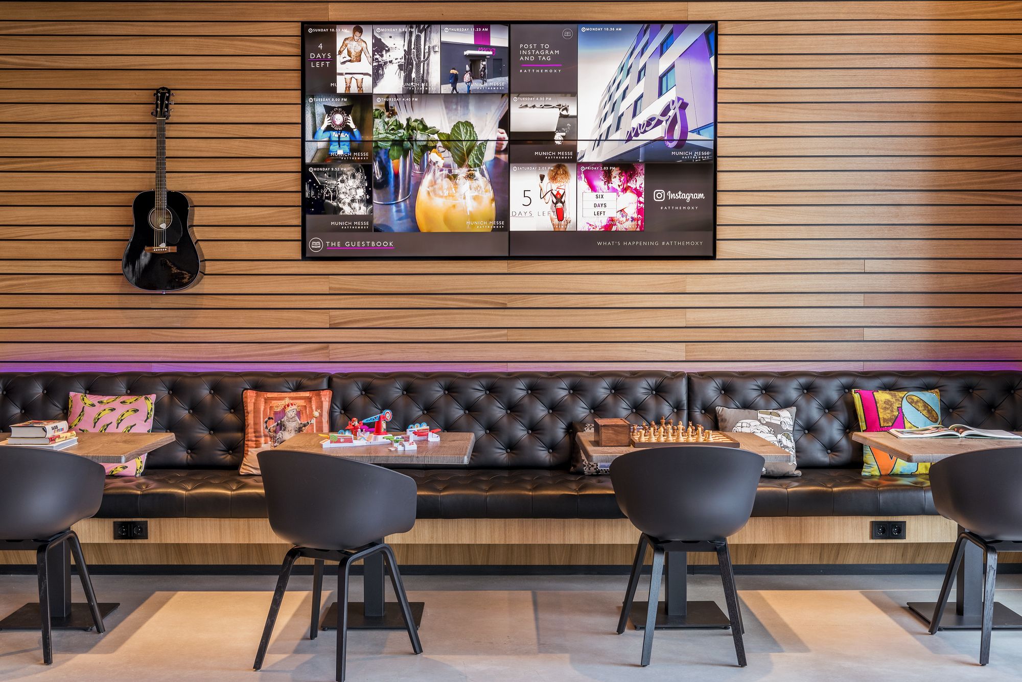 Фото Moxy Glasgow Merchant City