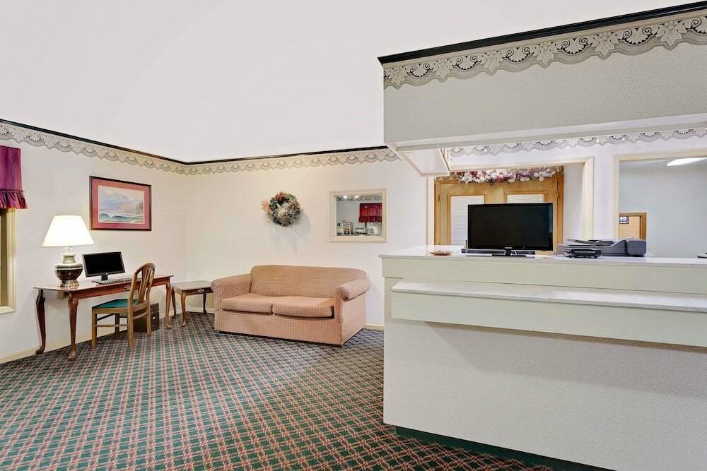 Фото Super 8 by Wyndham Hillsville