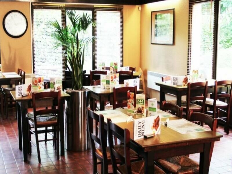 Фото Campanile Hull - City Centre