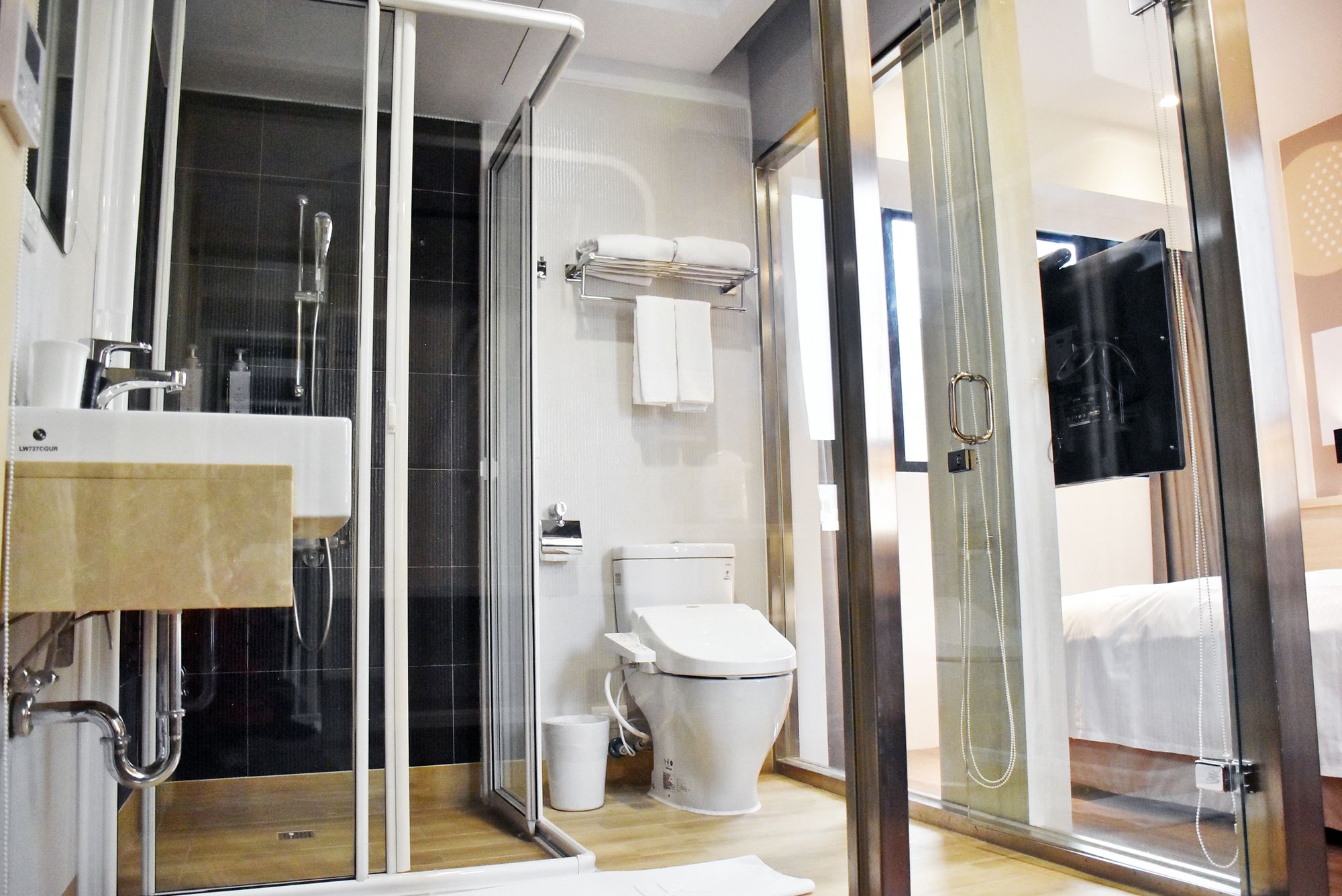 Фото Innk Hotel