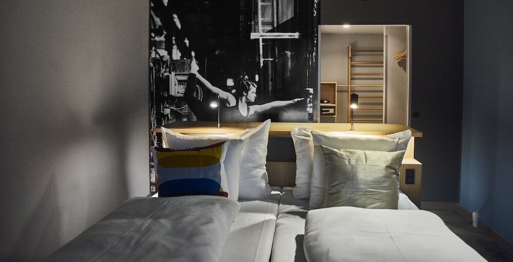 Фото 182490559396