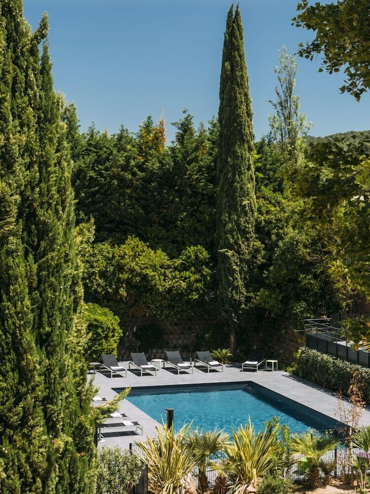 Фото Escale Oceania Aix-en-Provence