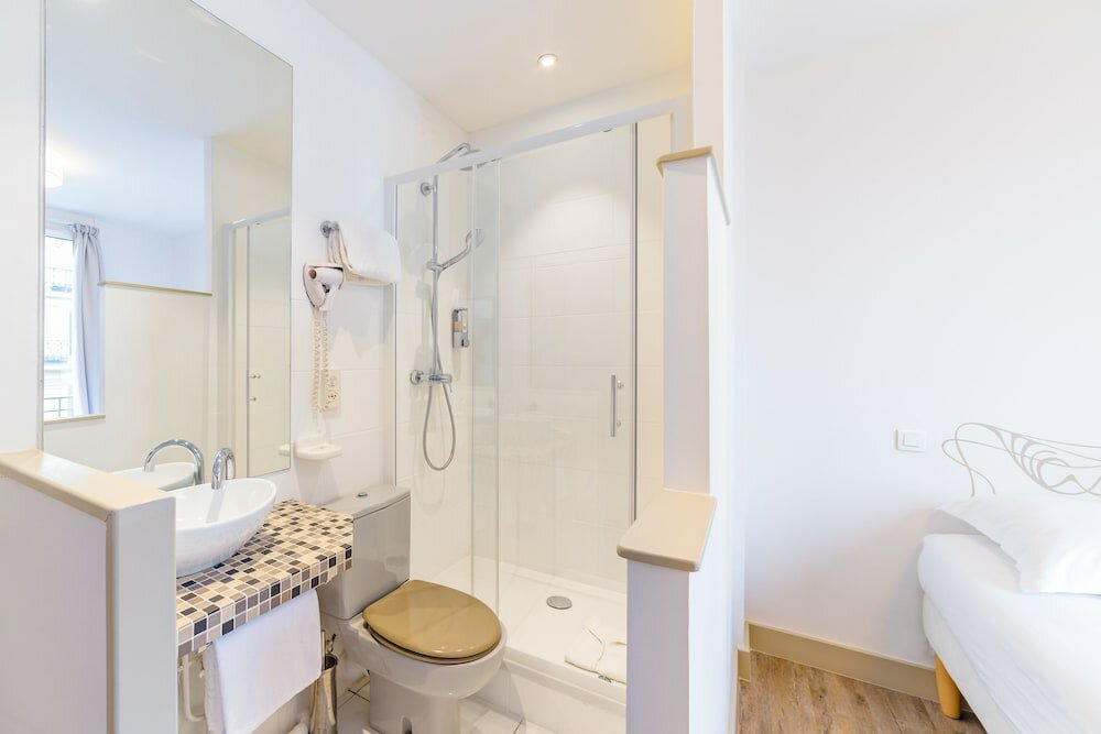 Фото Hotel Korner Eiffel