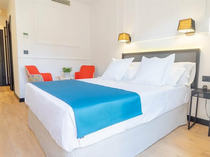 Фото Hotel Boutique Puerta de las Granadas